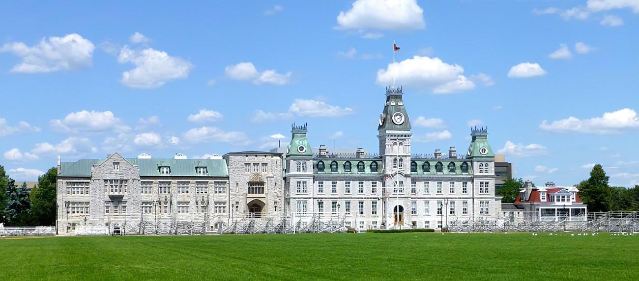 Royal Military College of Canada  logo