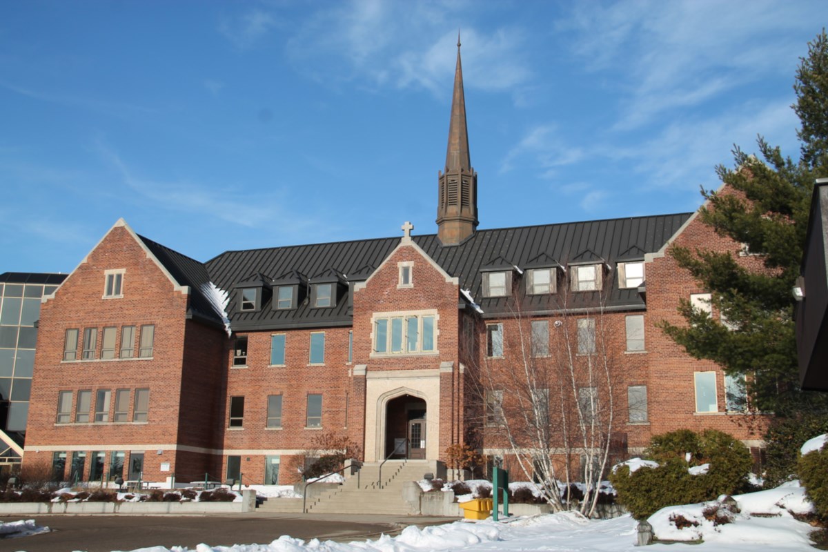 Algoma University  logo