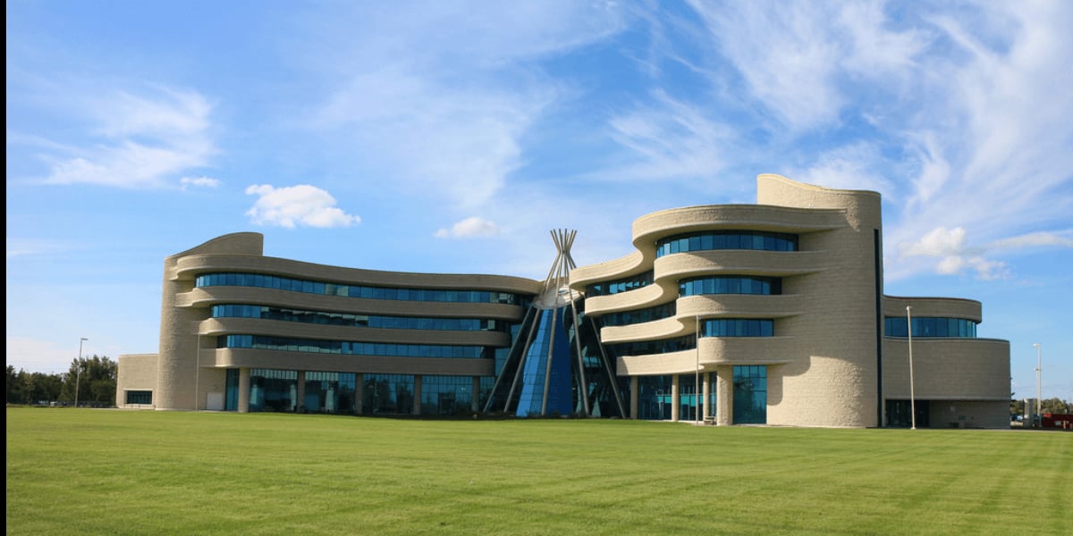 University of Regina  logo